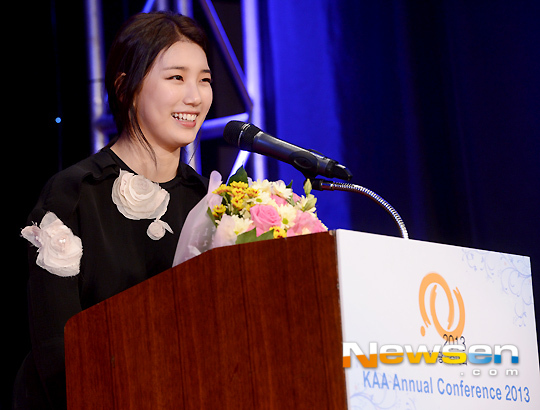[Pictures] سوزي في حفل جوائز Korea Advertisers Association !! 201310241939512010_1